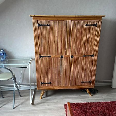Chambre Privee Angers Kültér fotó